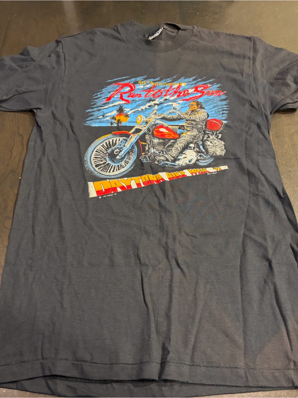 1991 Hanes 'Run to the Sun' Daytona Bike Week Motorcycle Graphic Tee Size M